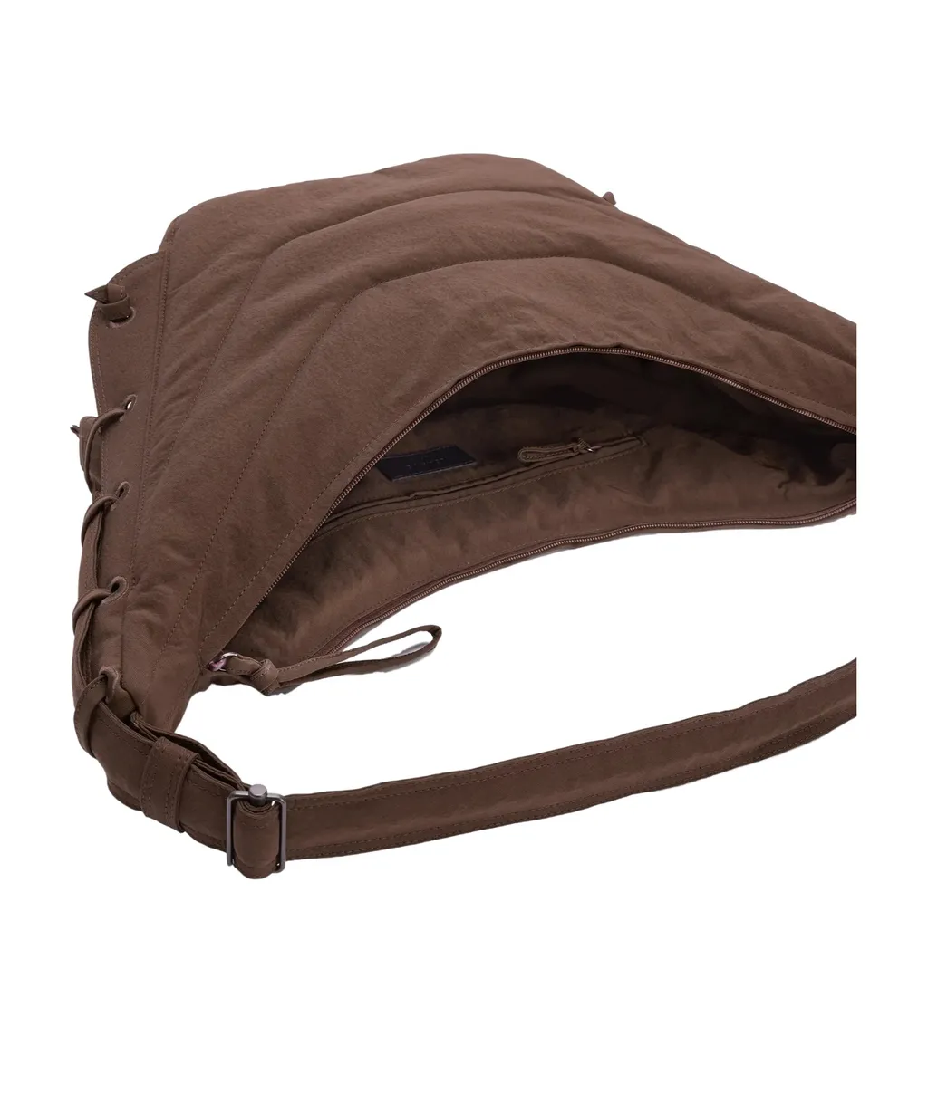 Game Medium Zipped Shoulder Bag