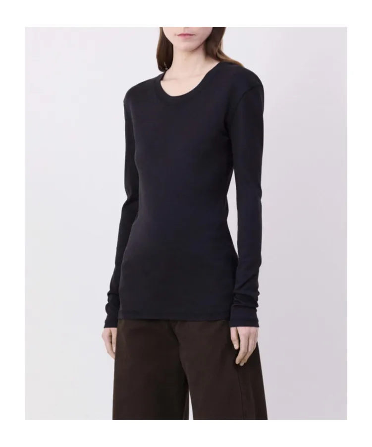Crewneck Long-Sleeved T-Shirt