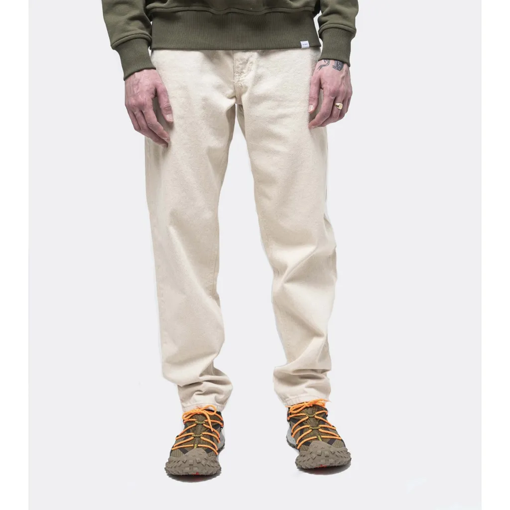 Straight-Leg Jeans