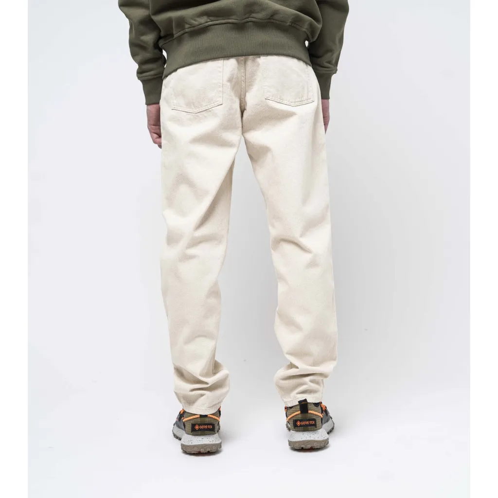 Straight-Leg Jeans