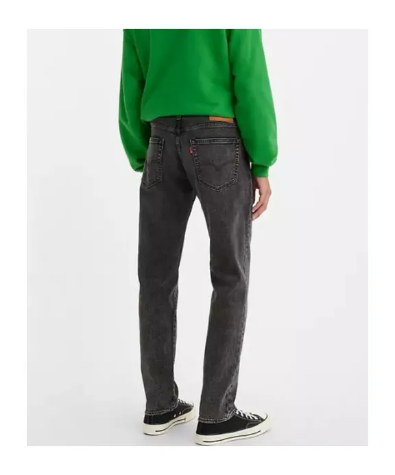 Logo-Patch Straight-Leg Jeans