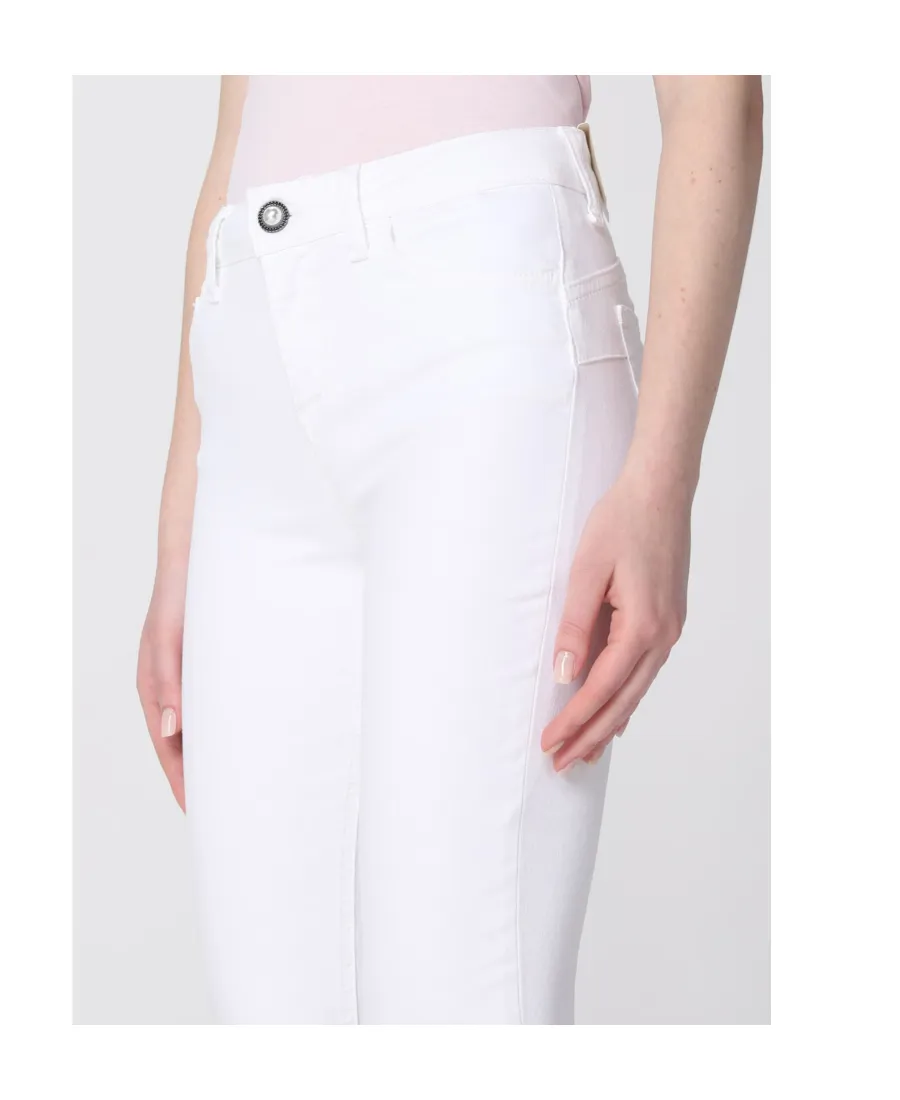 Mid-Rise Cropped Jeans