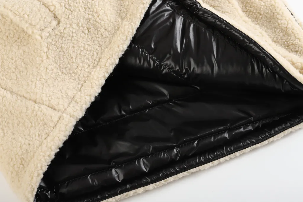 Hooded Down Jacket