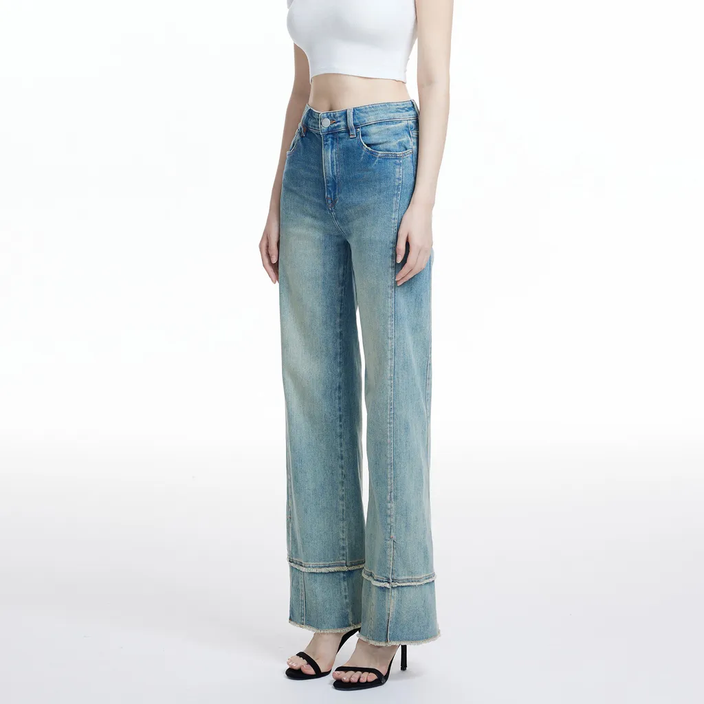 Wide-Leg Jeans