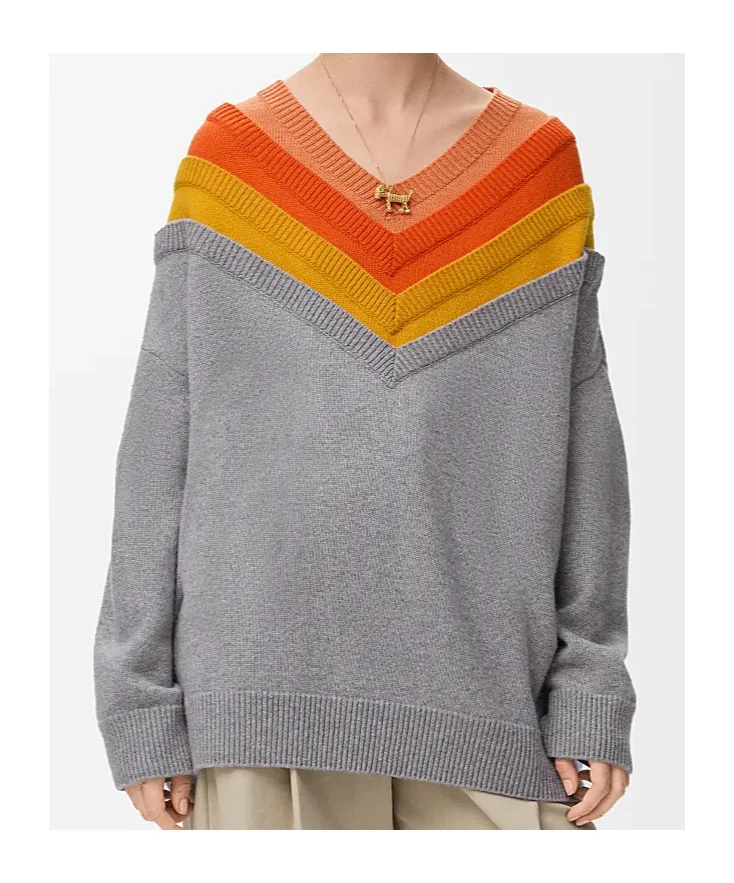 V-Neck Jumper