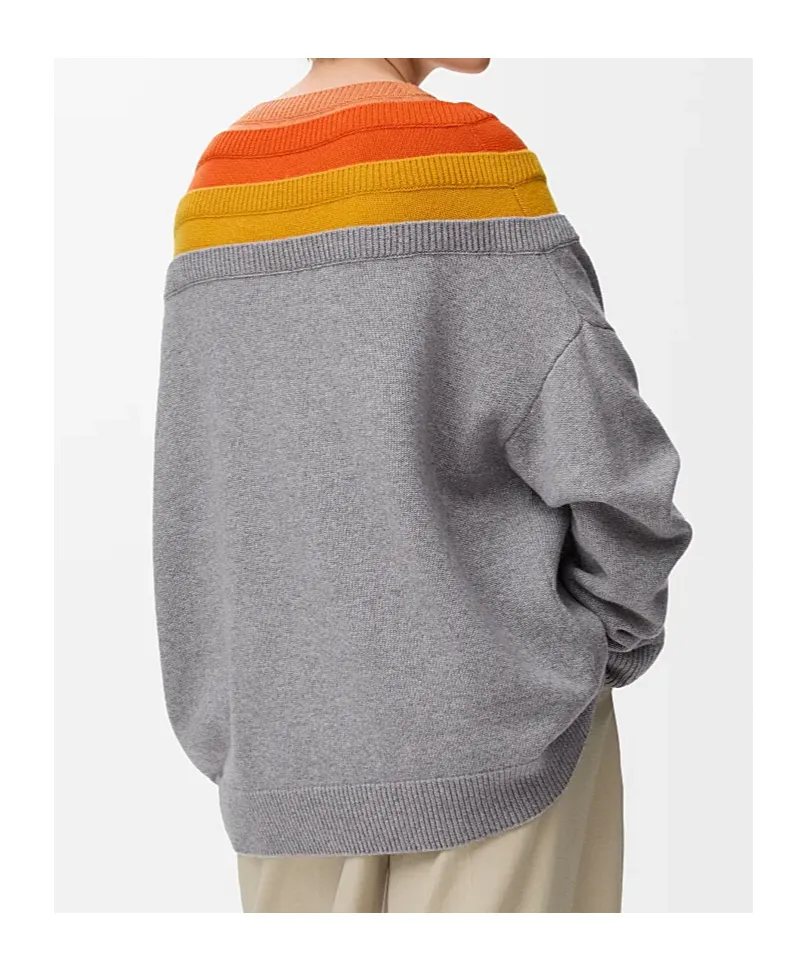 V-Neck Jumper