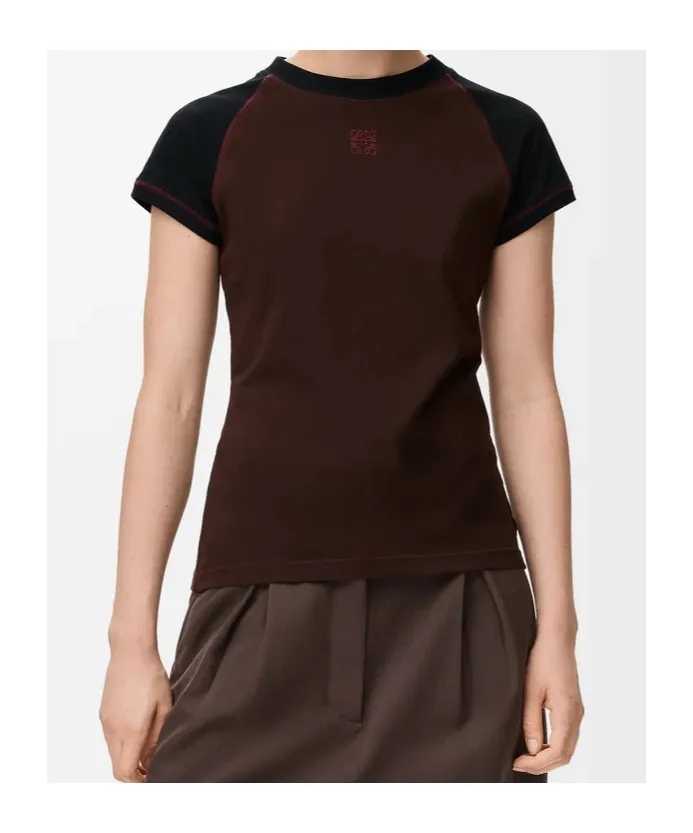 Small Fit T-Shirt