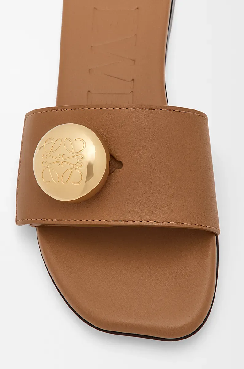 Pebble Slide In Soft Calfskin