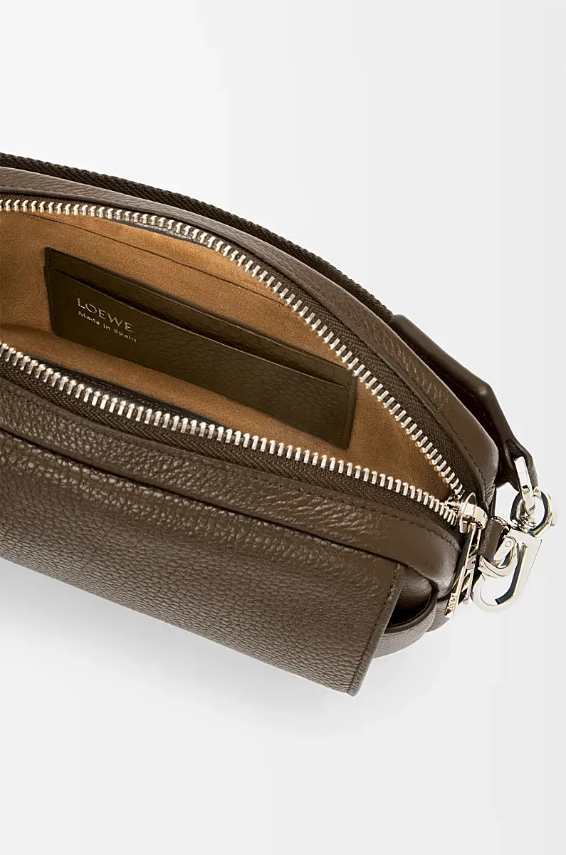 Small Pebble Messenger Bag In Supple Grained Calfskin