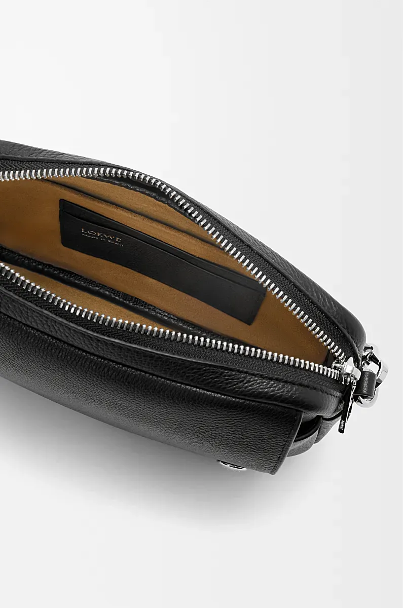 Small Pebble Messenger Bag In Supple Grained Calfskin
