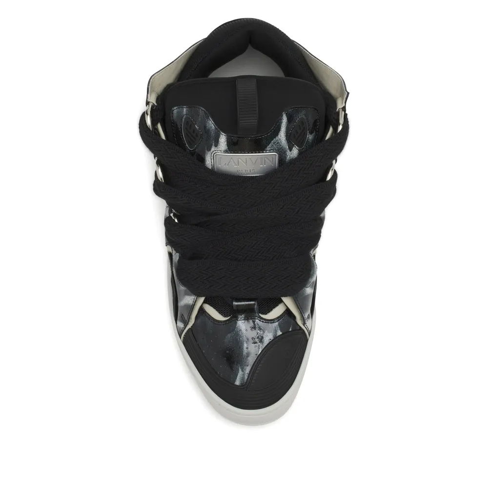 Curb Sneakers