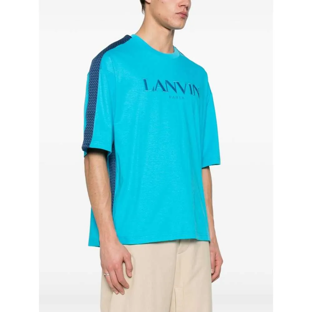 Short-Sleeved T-Shirt