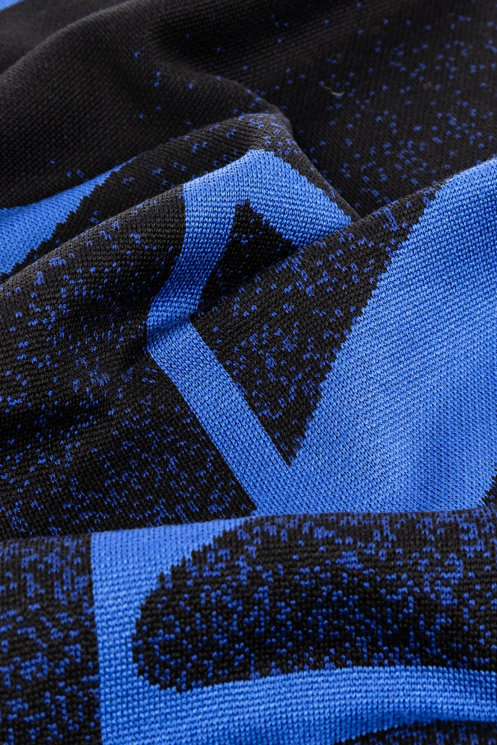 Logo-Intarsia Knitted Finished Edge Scarf