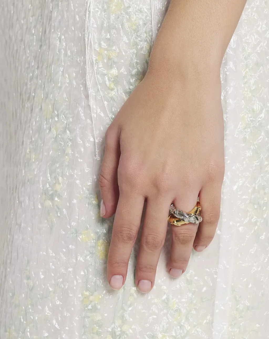 Logo Ring