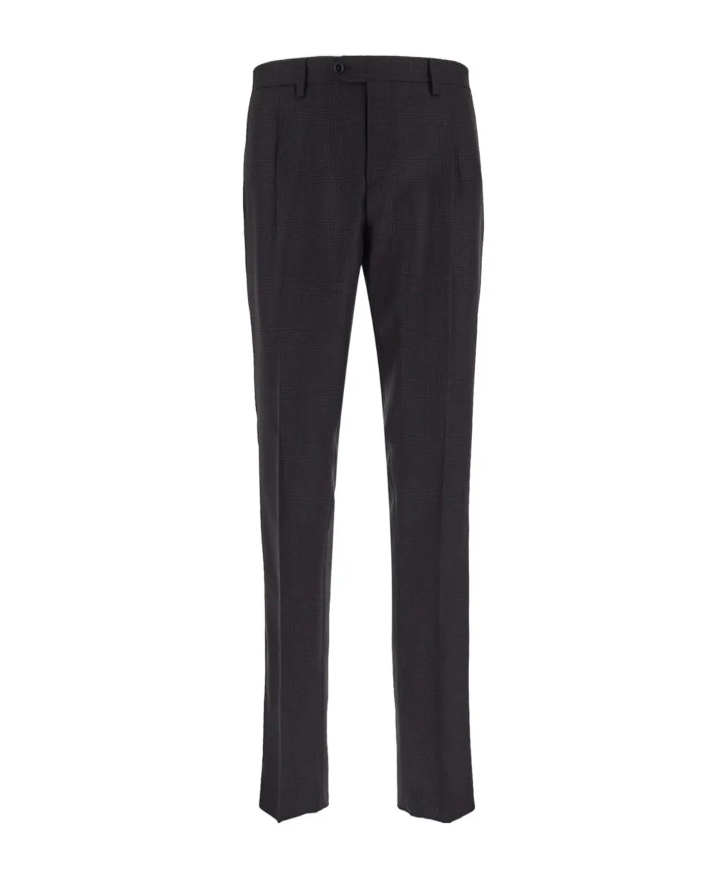 Long-Sleeved Suit