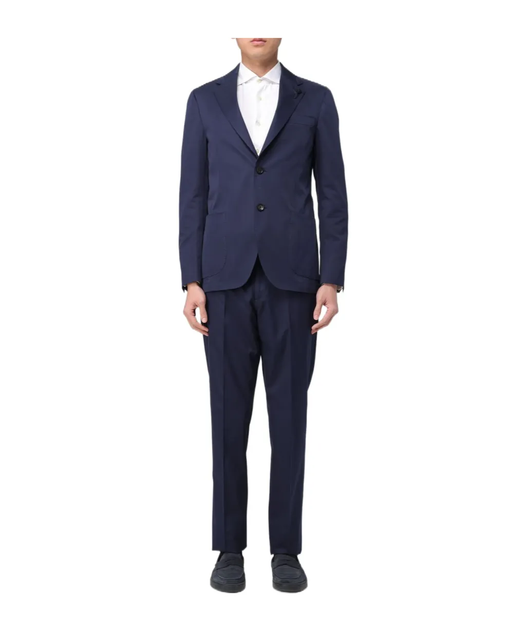 Long-Sleeved Suit