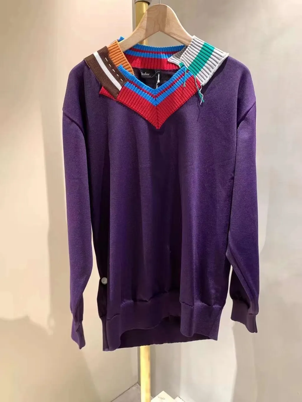 V-Neck Knitted Pullover