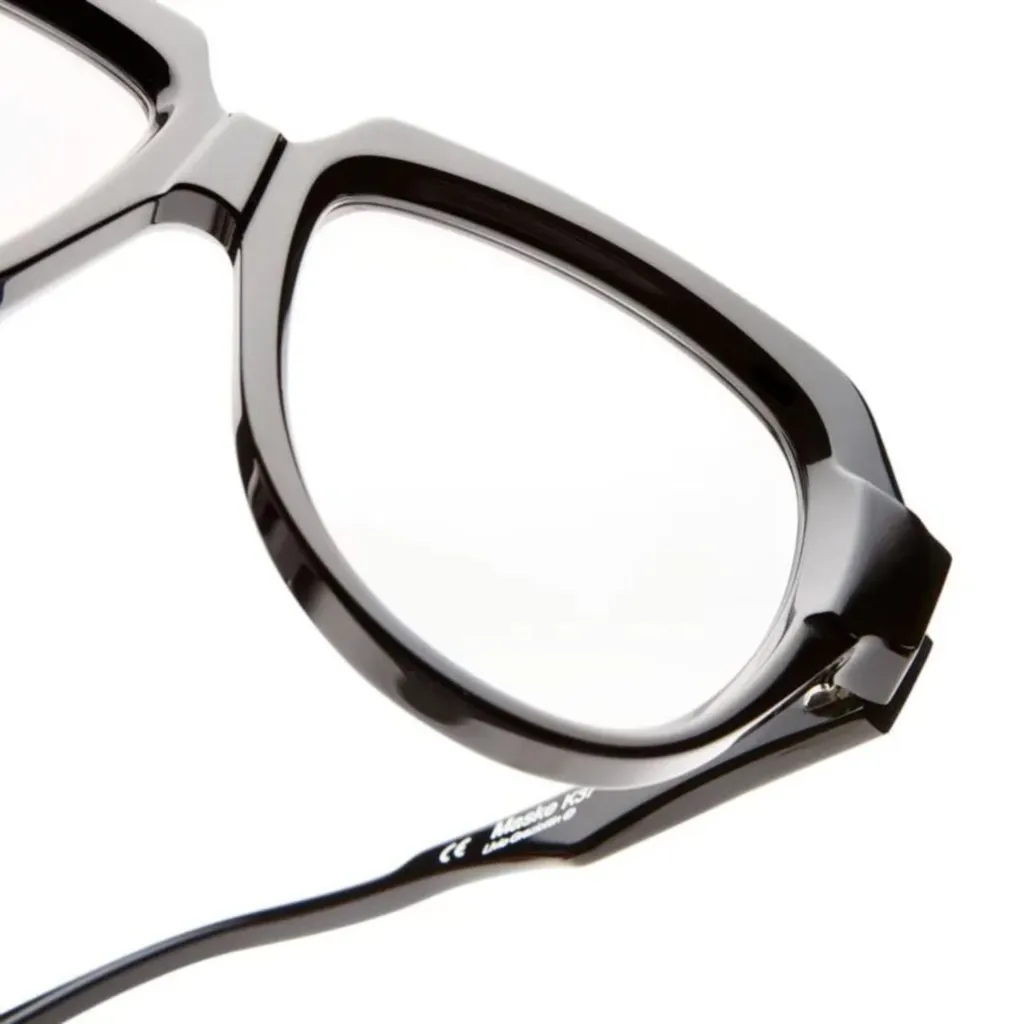 K37 Oversize-Frame Glasses