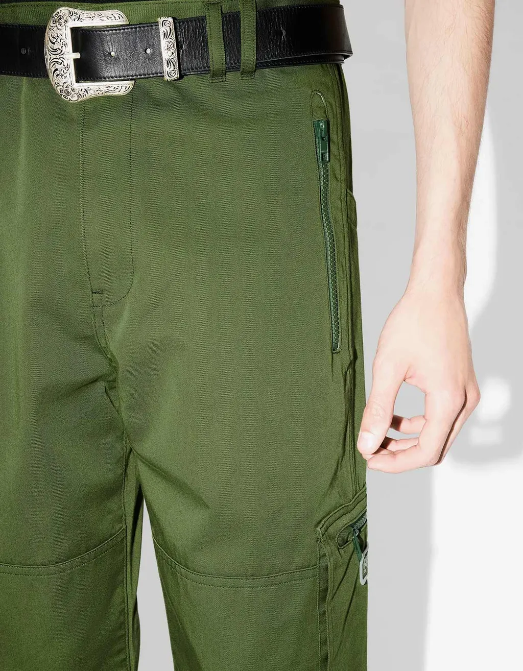 Straight-Leg Slim-Cut Cargo Pants