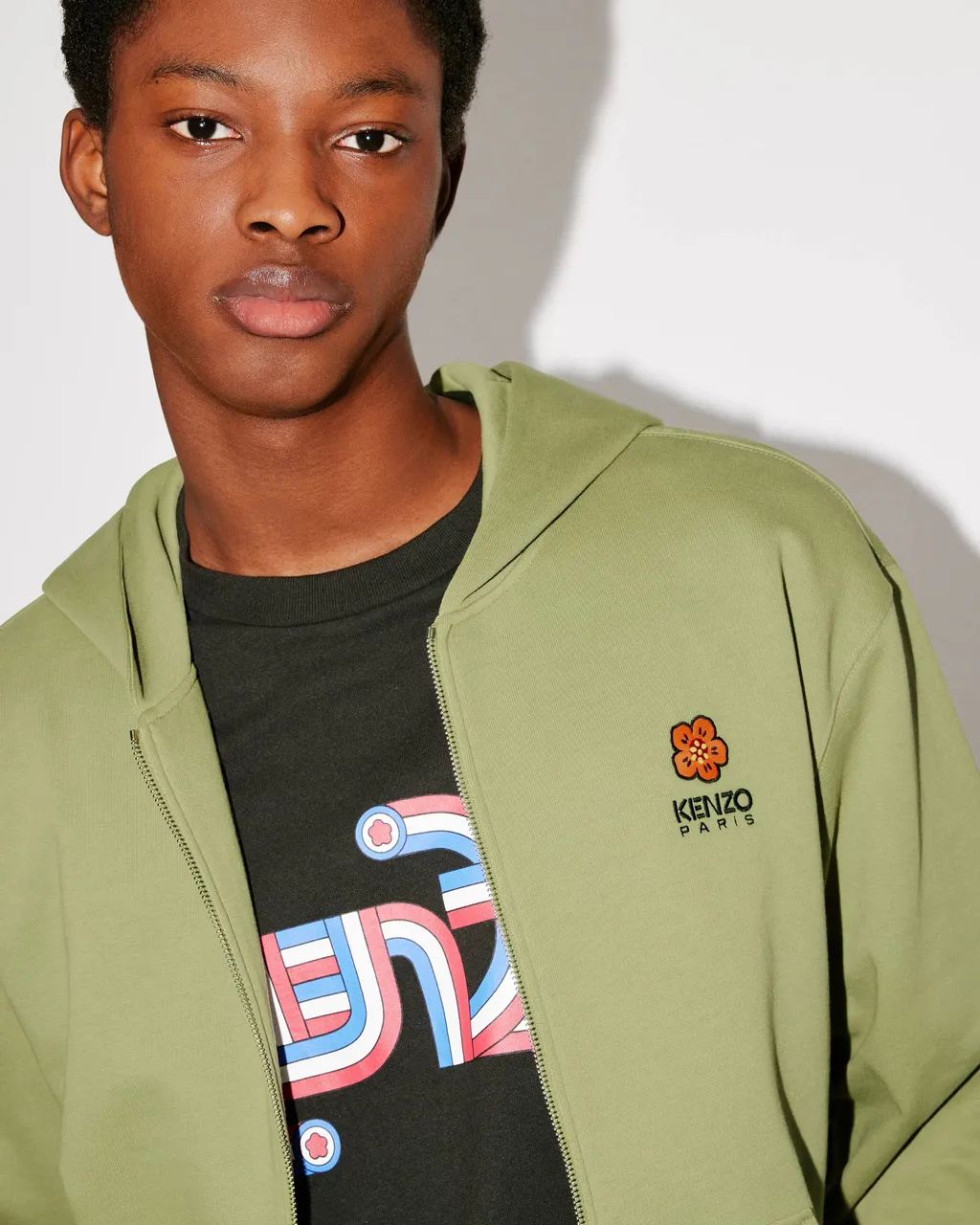 Hooded Zipped Boke Flower Crest Jumper