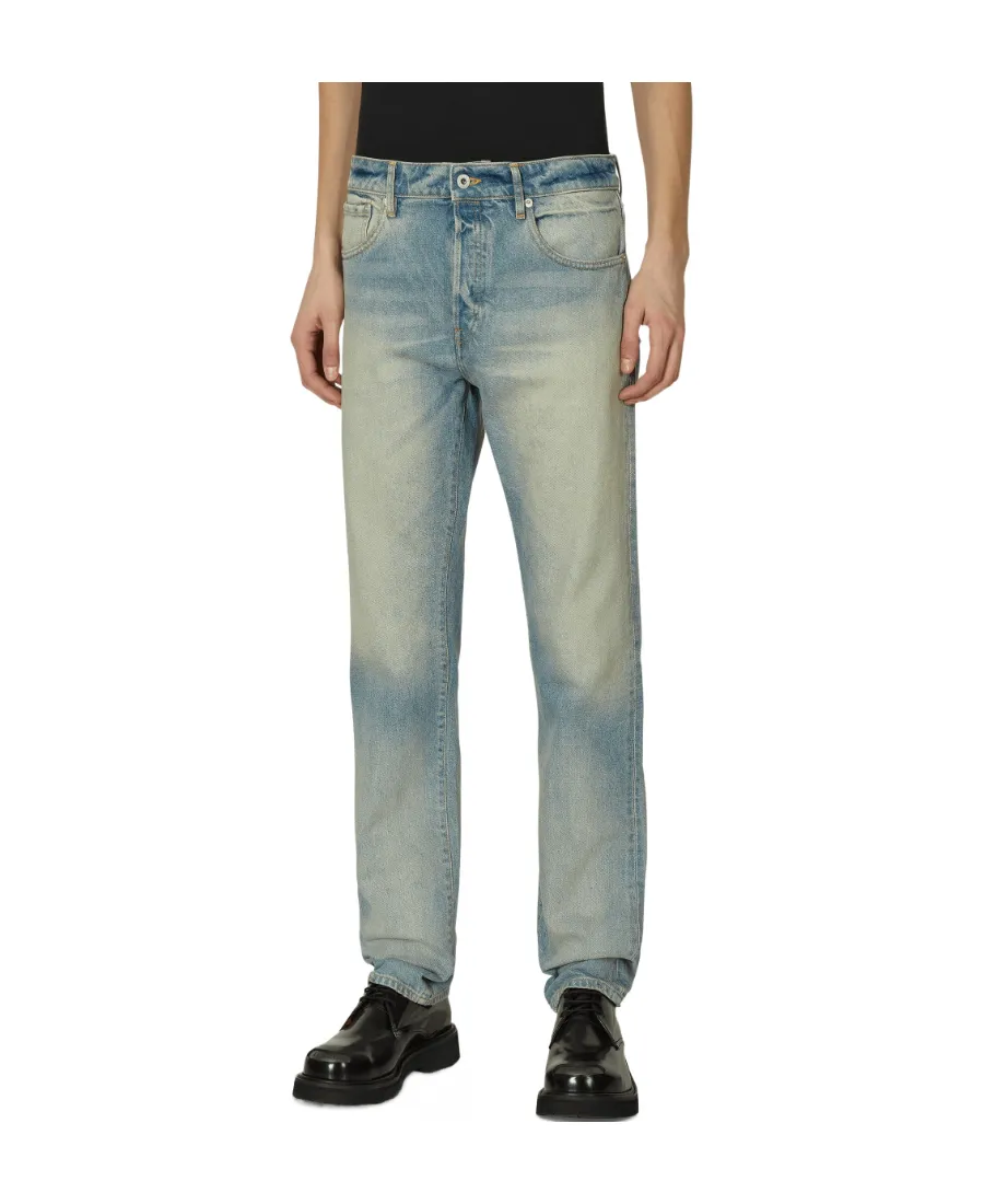Logo Patch Washed Jeans