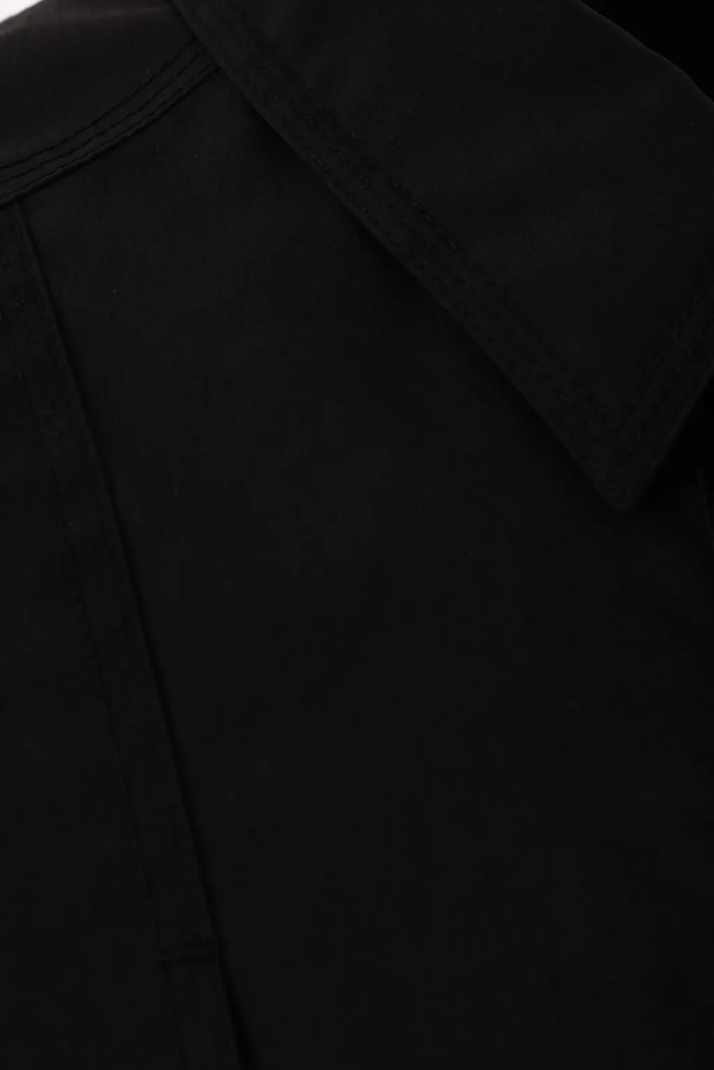 Classic Collar Shirt With Sleeve Pocket
