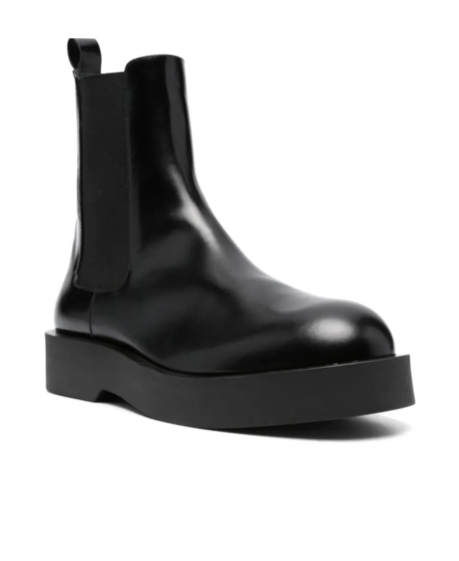 Round Toe Chelsea Boots