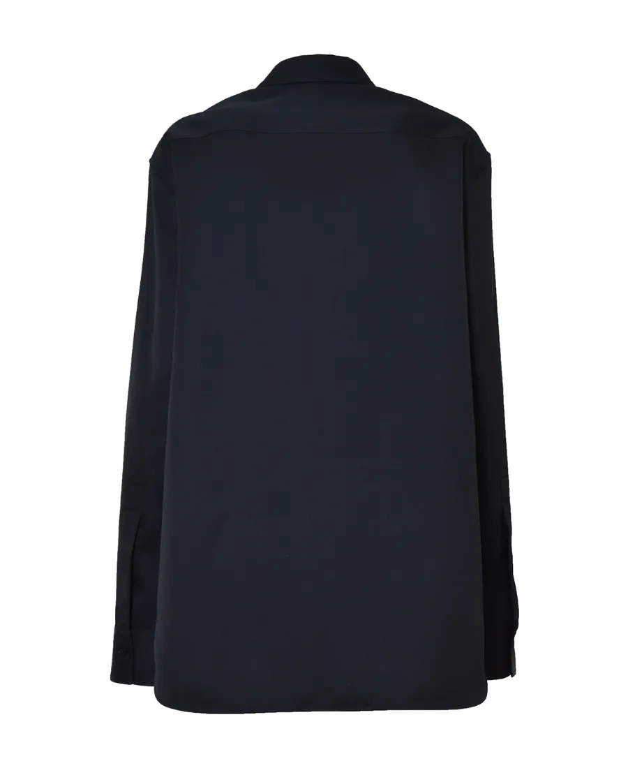 Long-Sleeved Buttoned Shirt