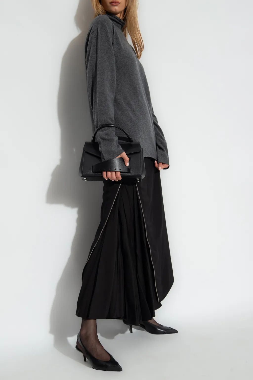 Long-Sleeved Turtleneck Knitted Jumper