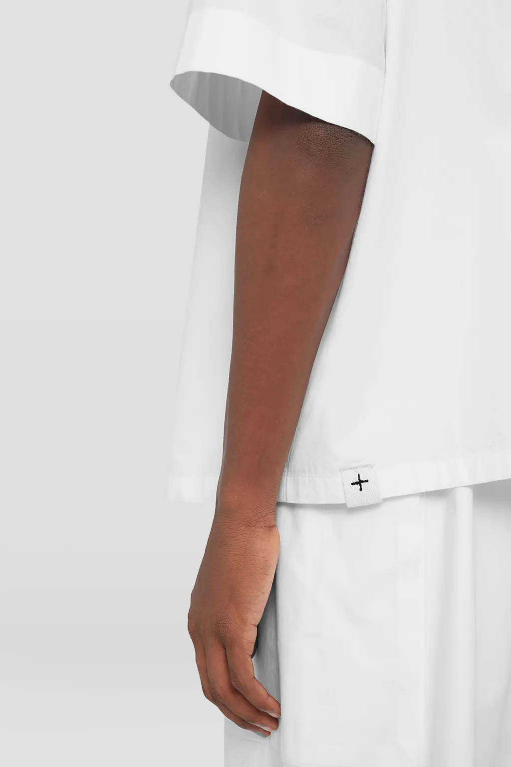 Short-Sleeved Buttoned Shirt