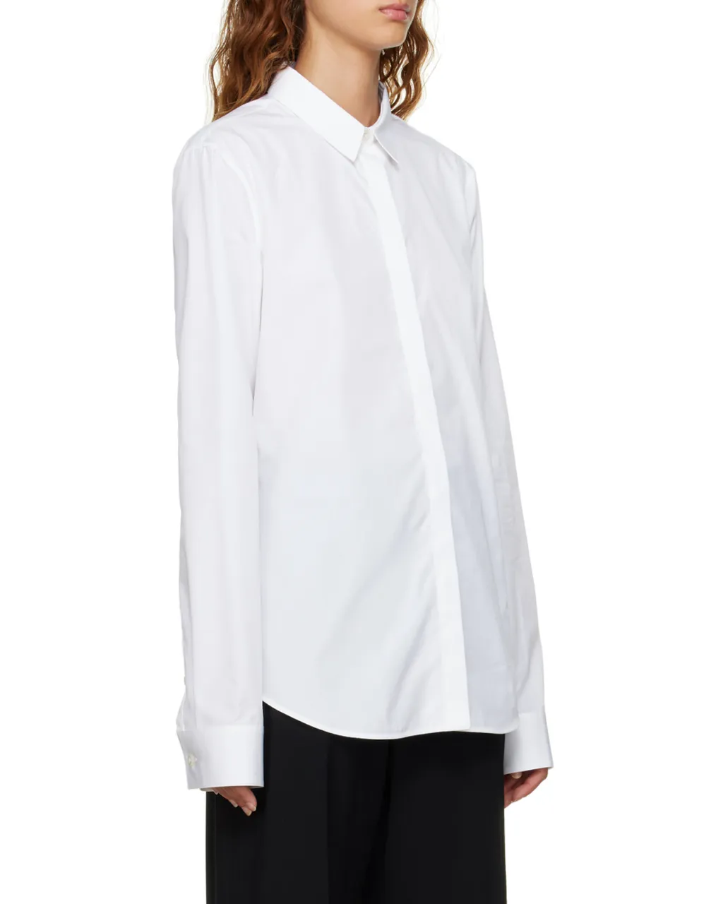 Buttoned Long-Sleeved Shirt