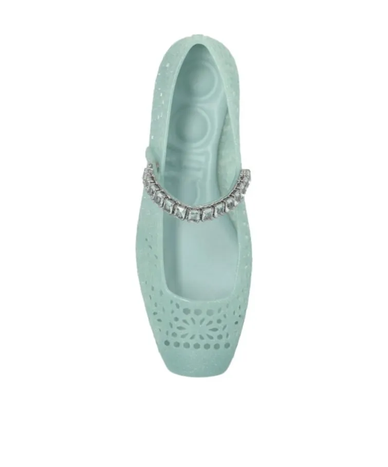 Square-Toe Flats