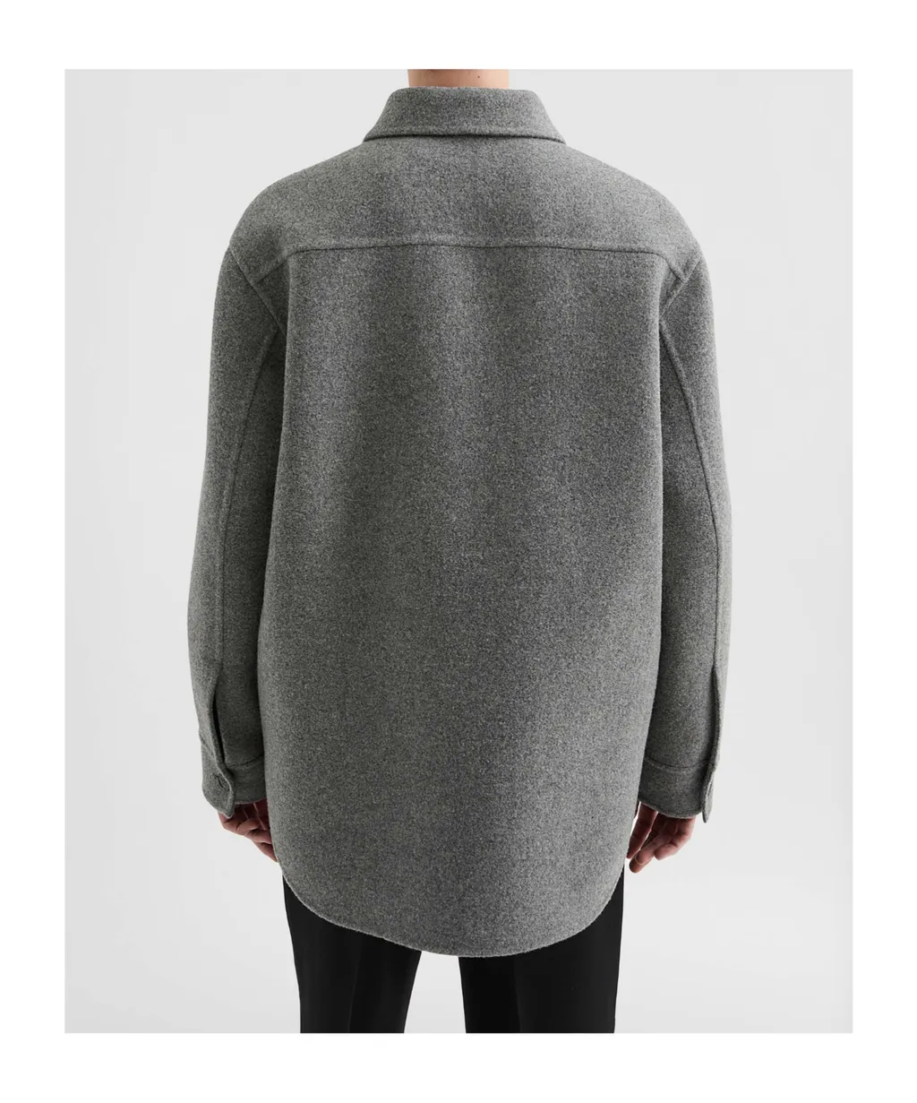 Long-Sleeved Buttoned Overshirt