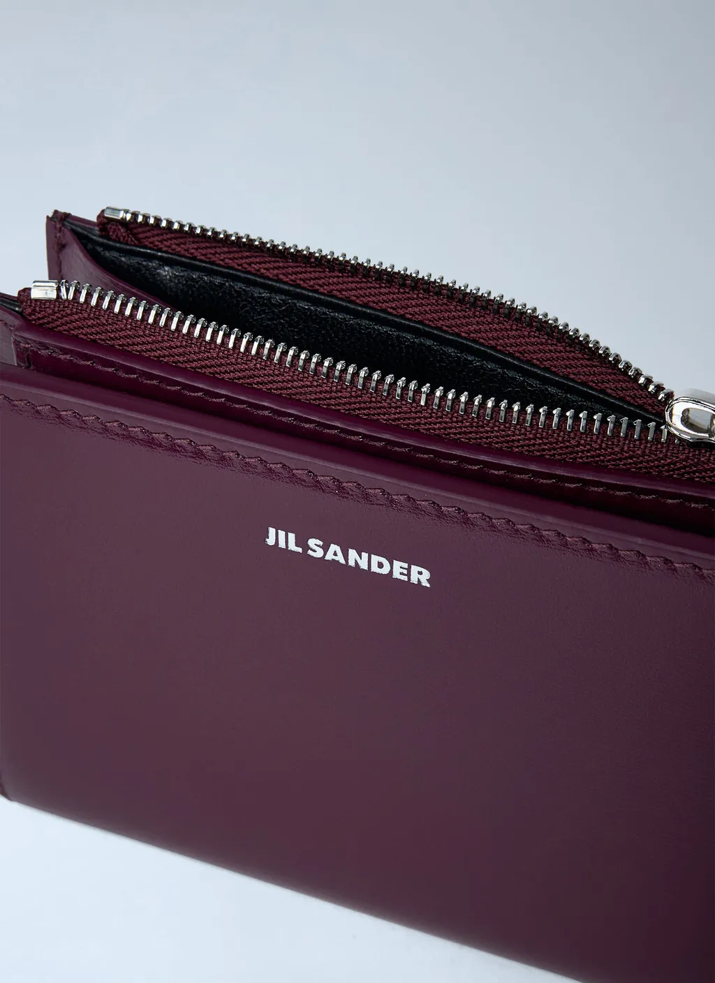 Logo Printed Zipped Wallet