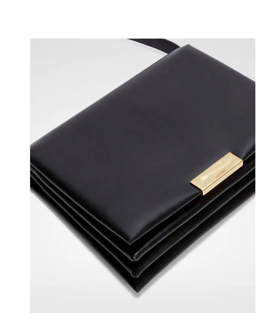 Carnet Medium Shoulder Bag
