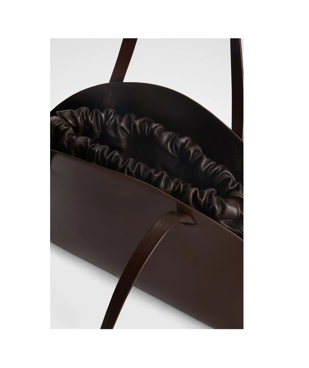 Curve Medium Shoulder Bag
