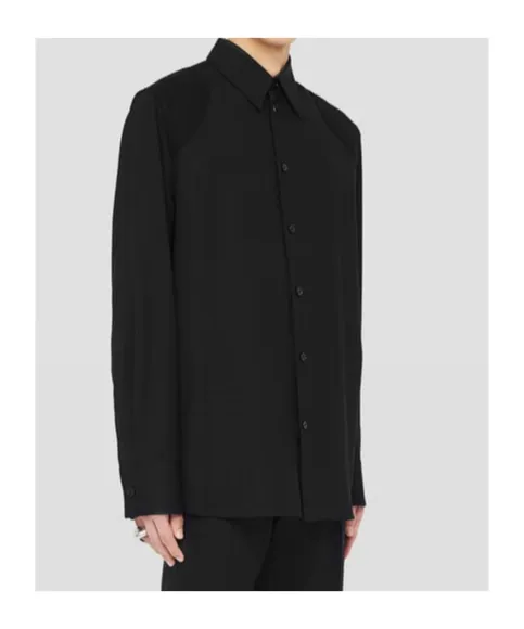 Long-Sleeved Lightweight Shirt