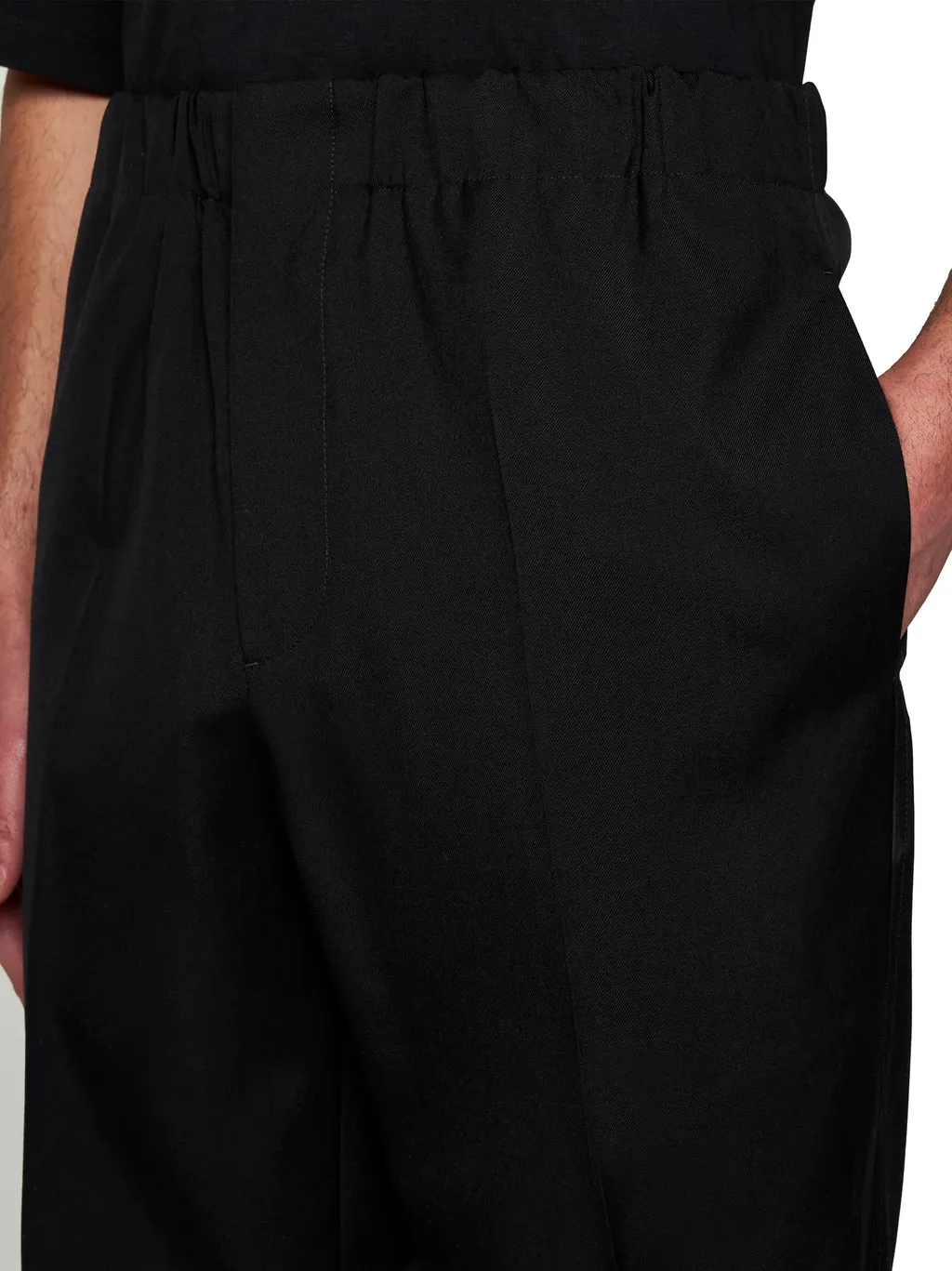 Elastic Waist Tapered Trousers