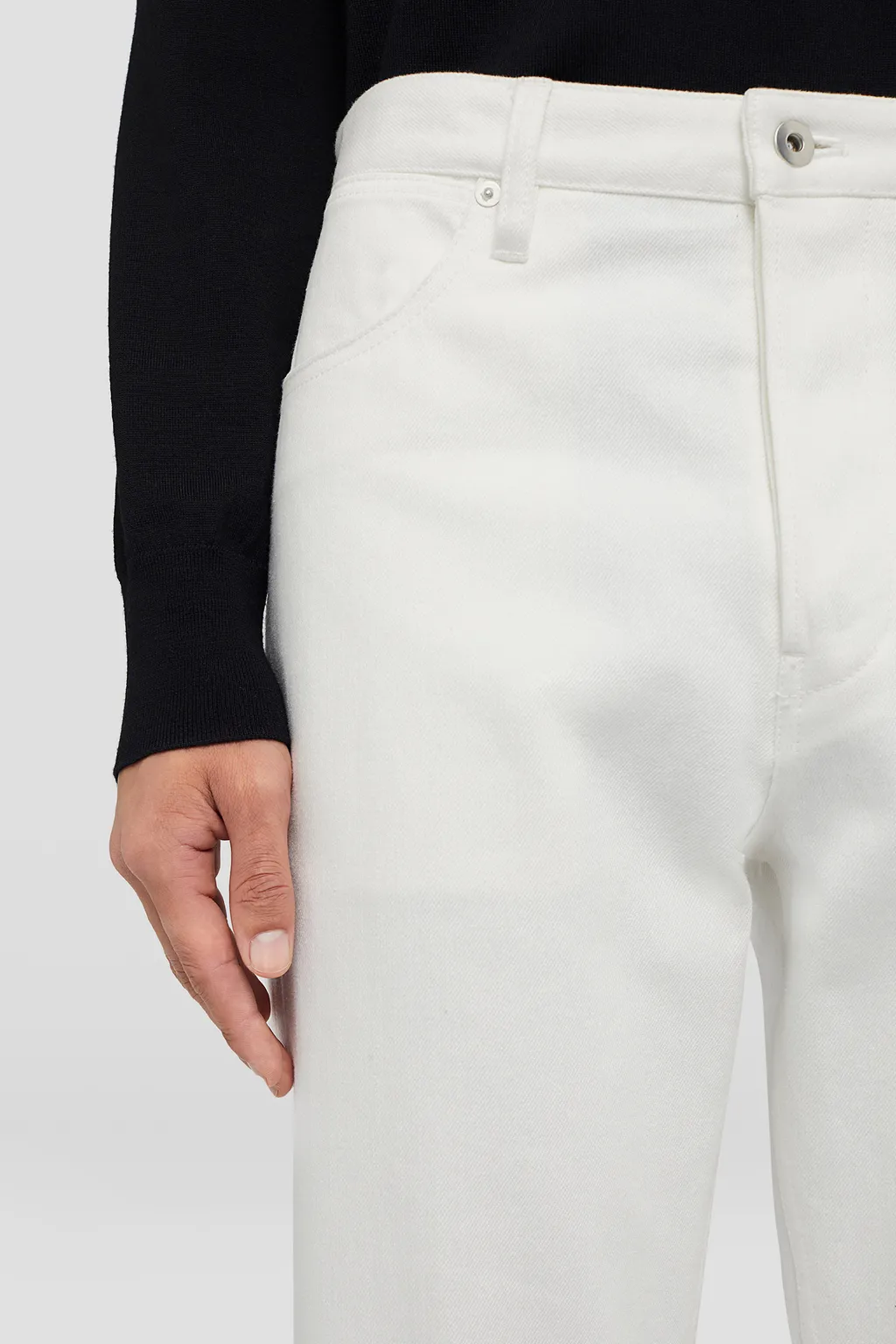 Button Detailed Straight Leg Jeans