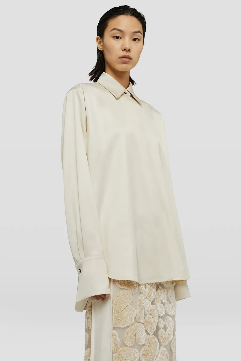 Loose Fit Concealed Fastened Shirt