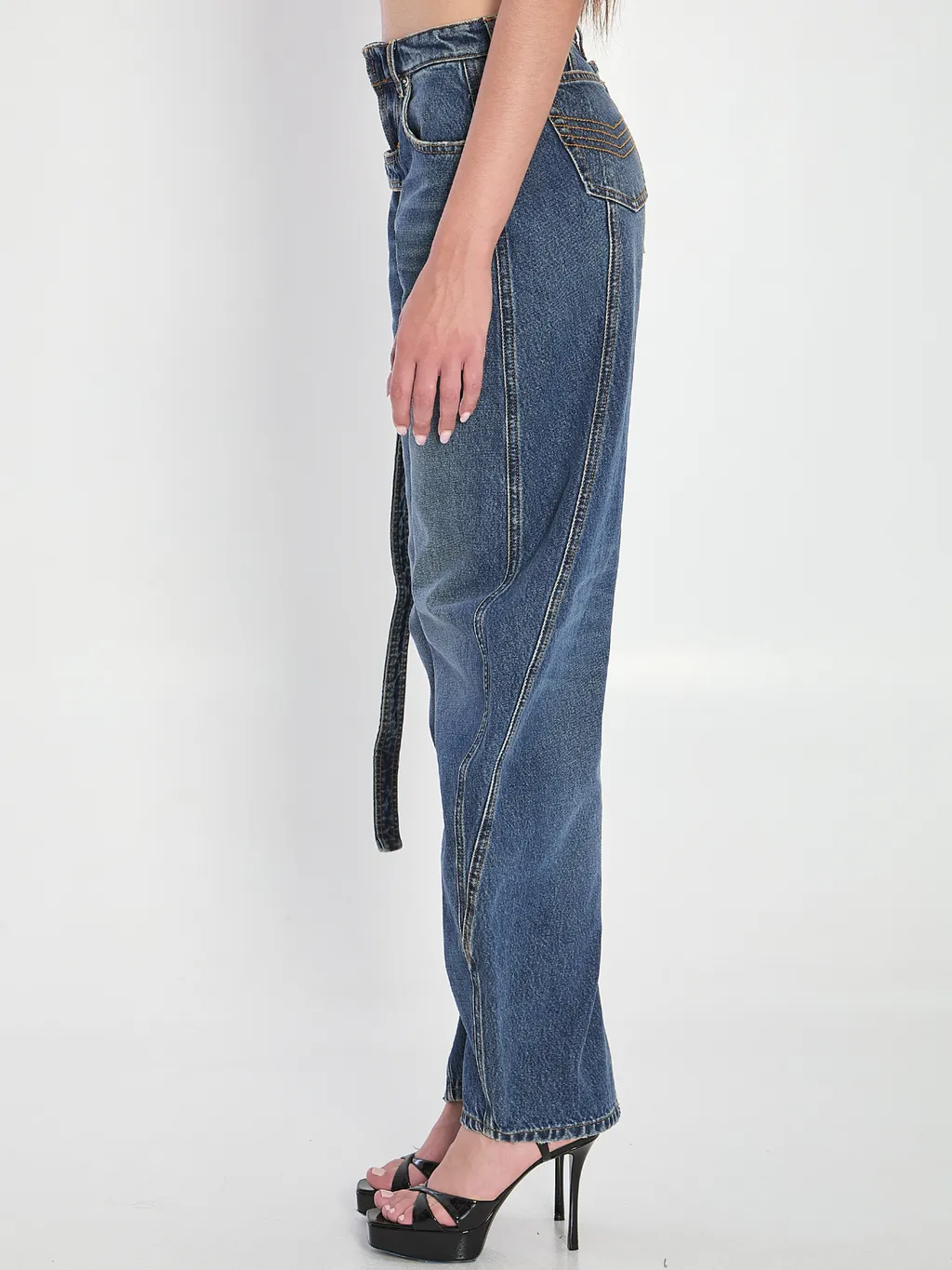 Strap Jeans