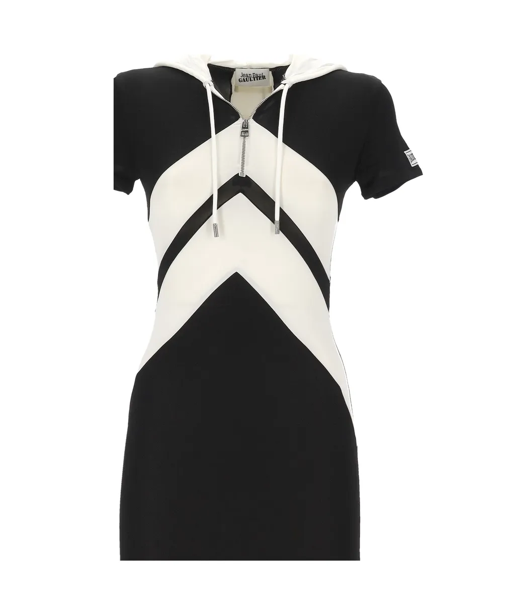 The Long Chevrons Dress