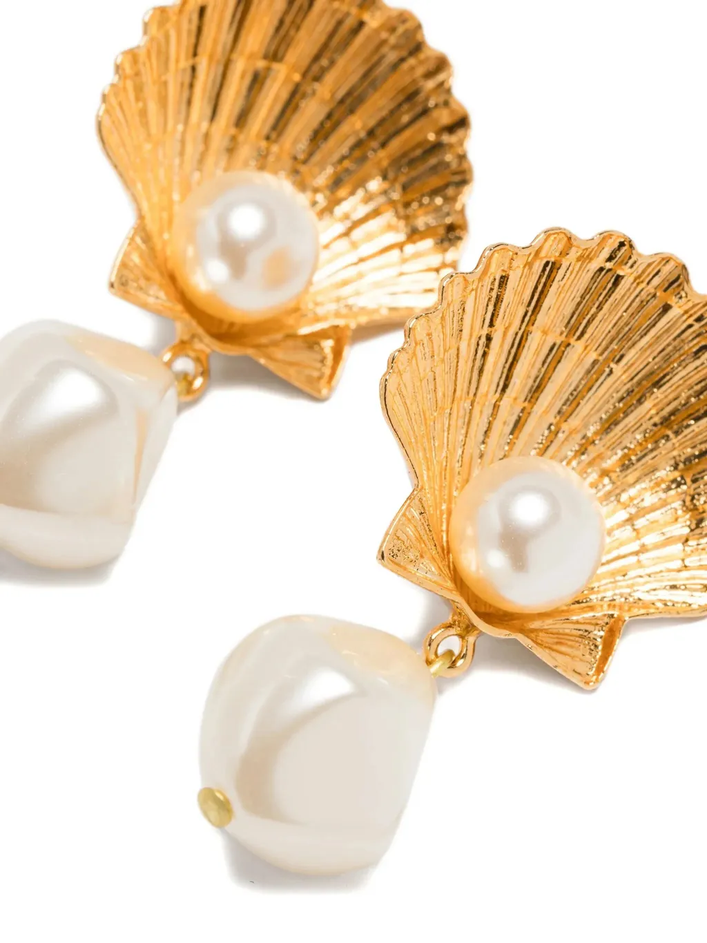Shell Pearl Earrings