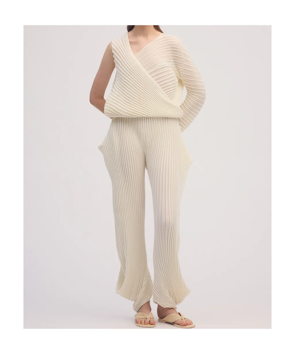 Stream Asymmetric Top