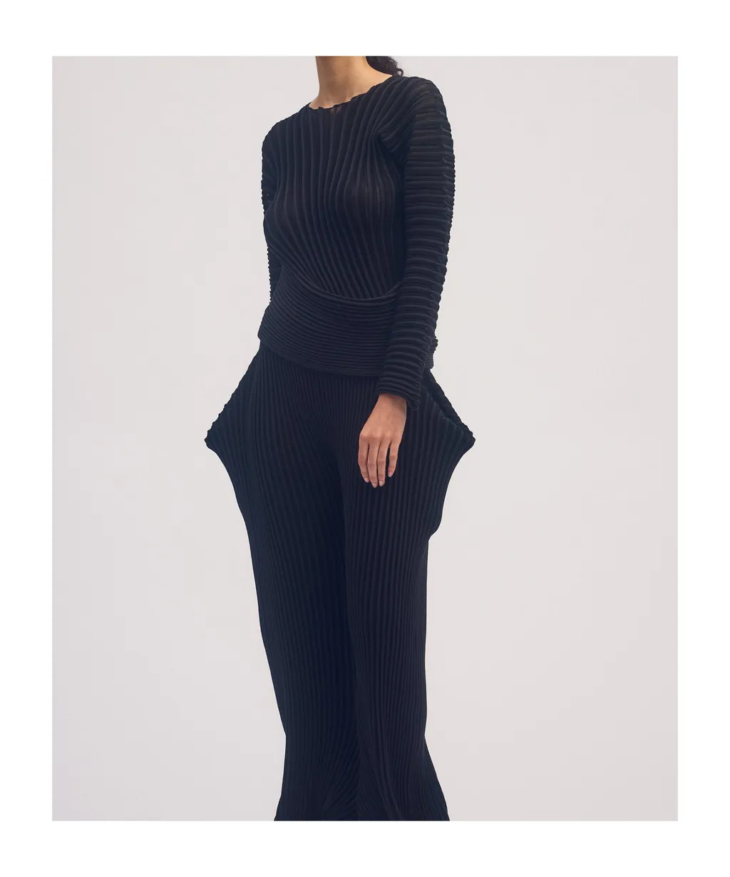 Stream Pleated Top