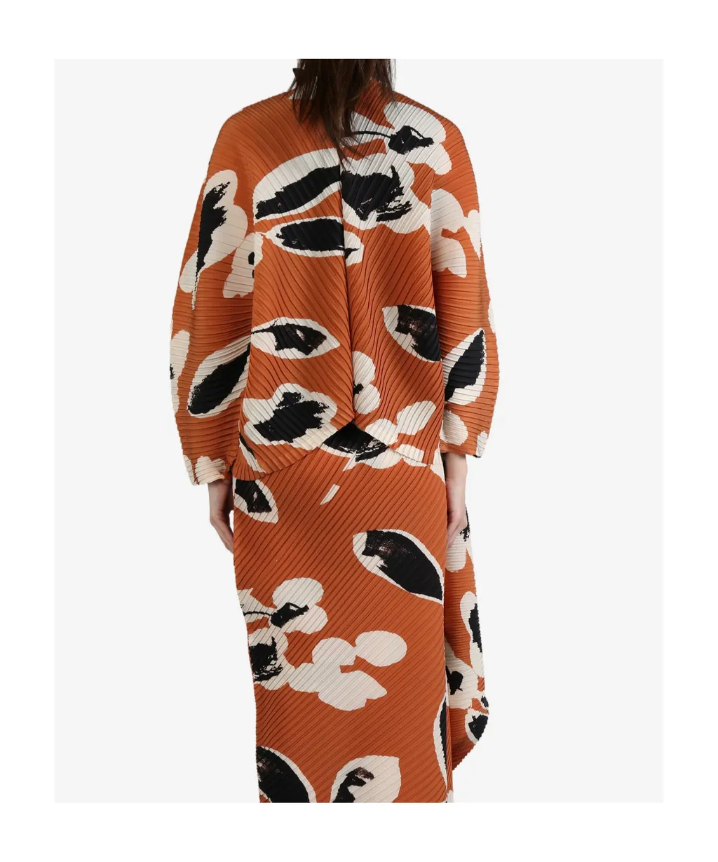 Vigor Pleats Coat