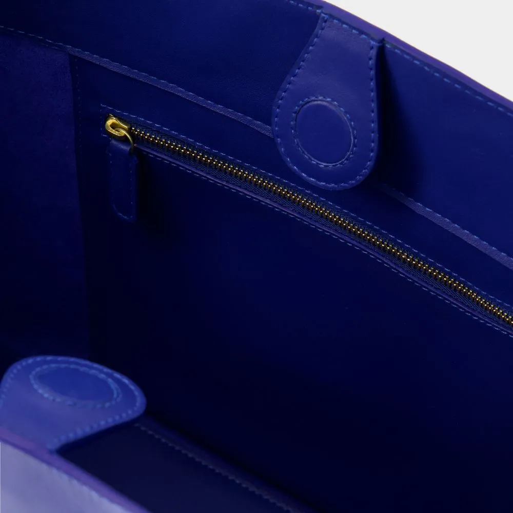 Leonore L Shoulder Bag