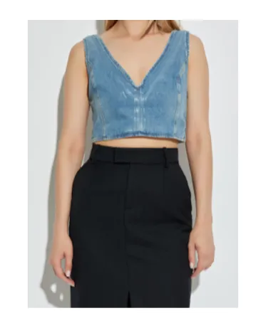 Sleeveless Top