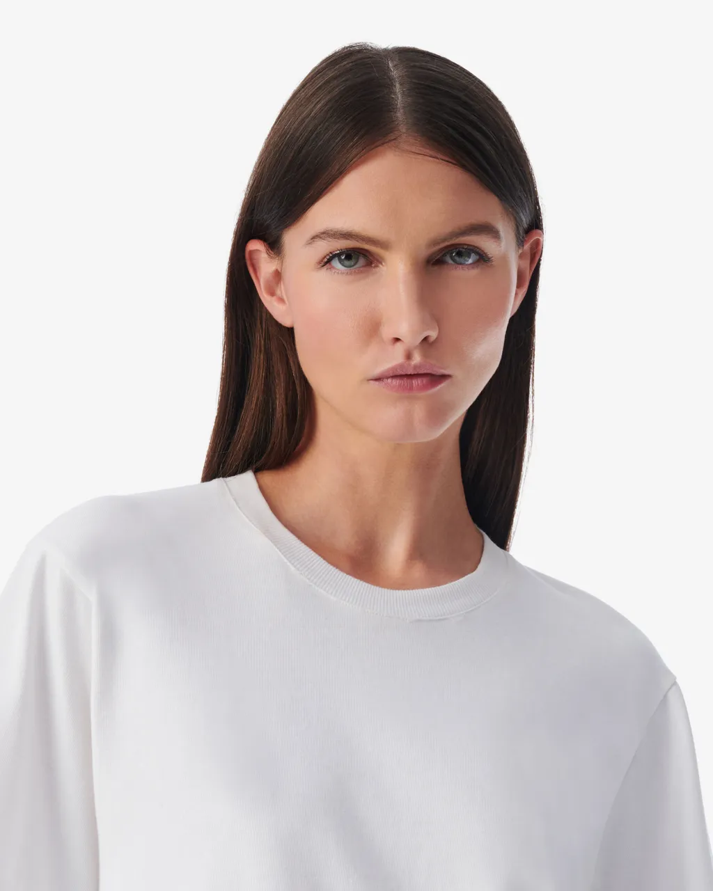 Edjy Open Back Short-Sleeved T-Shirt