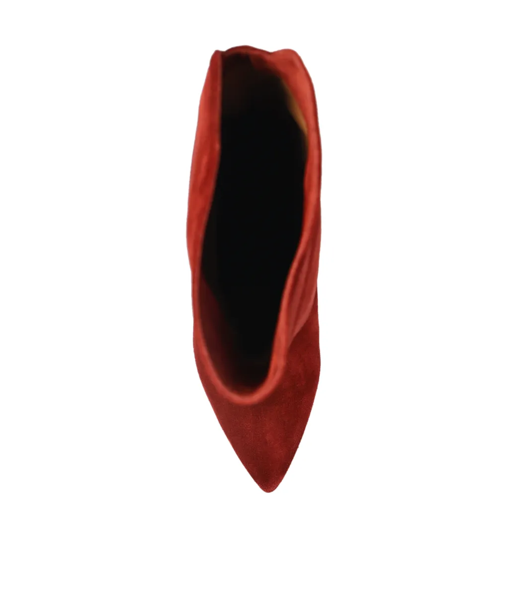 Pointed Toe Heeled Boots